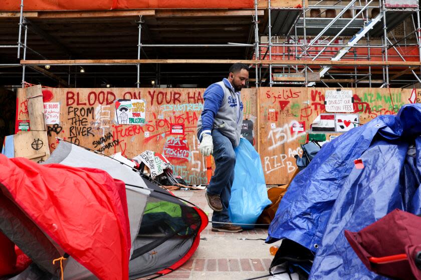 WESTWOOD, CA - MAY 02: Campus is cleaned up by facilities after two days of violent overnight protests at UCLA on Thursday, May 2, 2024 in Westwood, CA. (Brian van der Brug / Los Angeles Times)