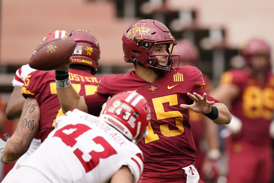 El mariscal de campo de Iowa State, Brock Purdy (15), fue la selección final del draft de la NFL de 2022, conocido como Mr. Irrelevant.  (Foto AP/Charlie Neibergall)