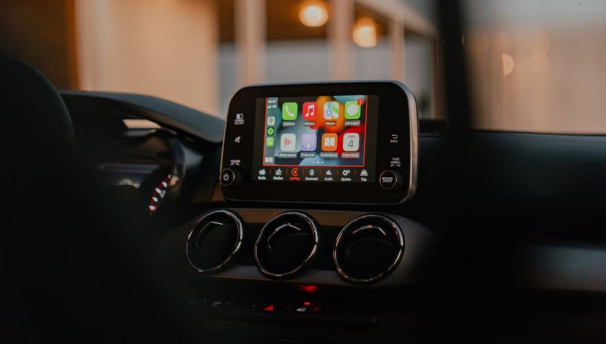 El interior del Fiat Cronos, más equipado.