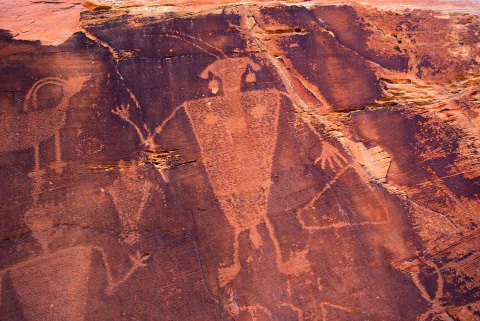 Imagen de petroglifos encontrados en Cub Creek (Utah, Estados Unidos). MikeGoad / Pixabay