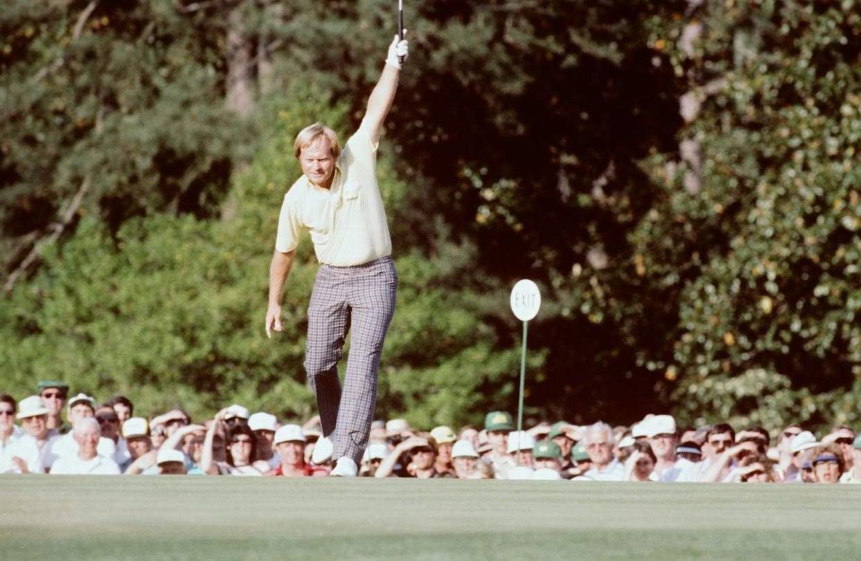 AUGUSTA, GA - APRIL 1986:  Jack Nicklaus raises his arm in victory after sinking his putt during the 1986 Masters Tournament at Augusta National Golf Club in April 1986 in Augusta, Georgia. (Photo by Augusta National/Getty Images)