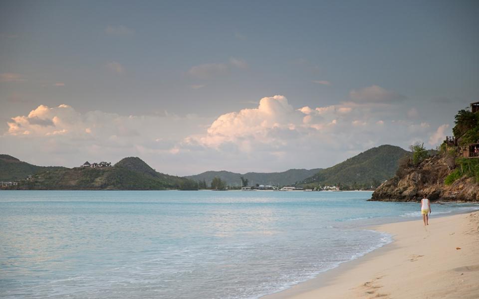 Antigua beach - JONATHAN COLE