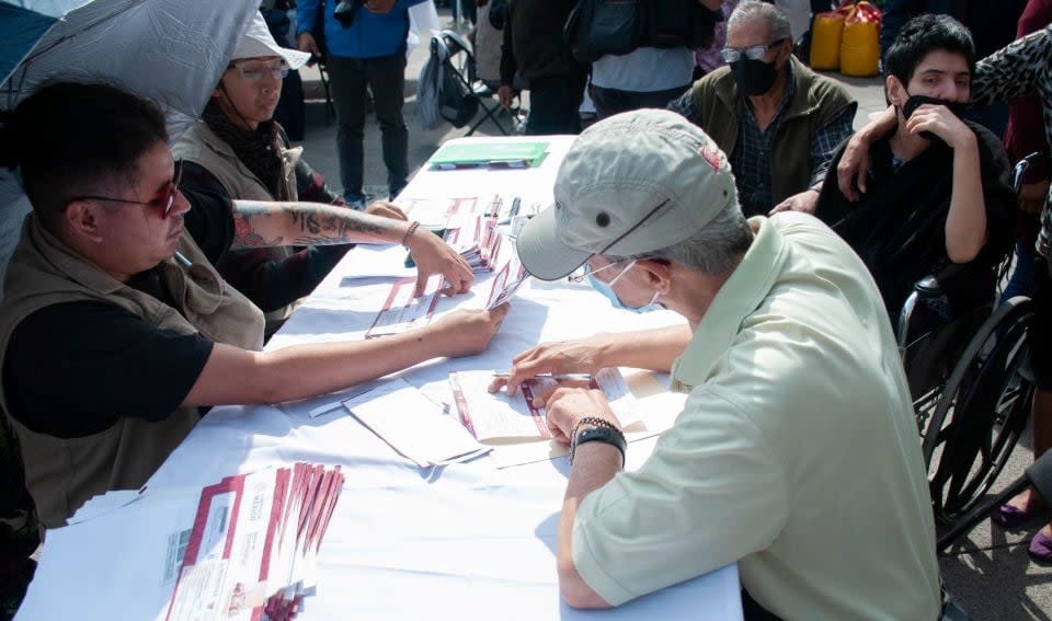 Inicia pago de pensión de Bienestar para personas con discapacidad