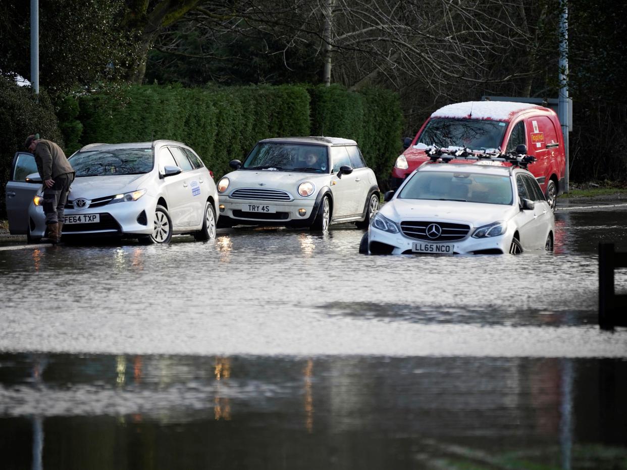 Cars abandoned in Cheshire village of Lymm (Getty Images)