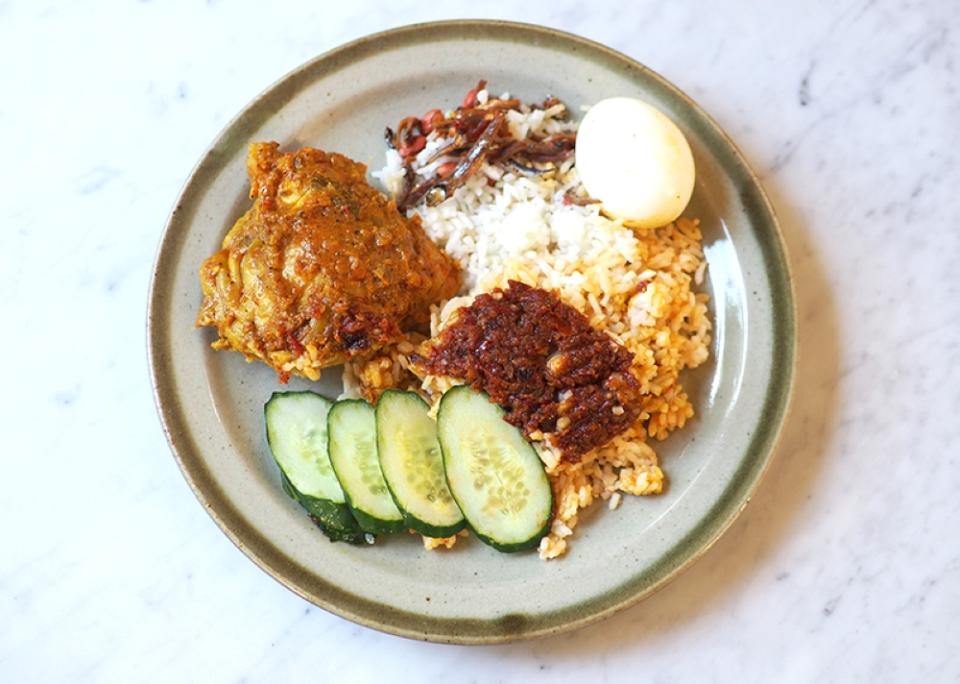 The only non-pork item is a creamy 'ayam rendang' paired with that fragrant rice and 'sambal'