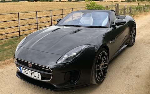 Jaguar F-Type R-Dynamic Convertible 380PS - jeremy taylor