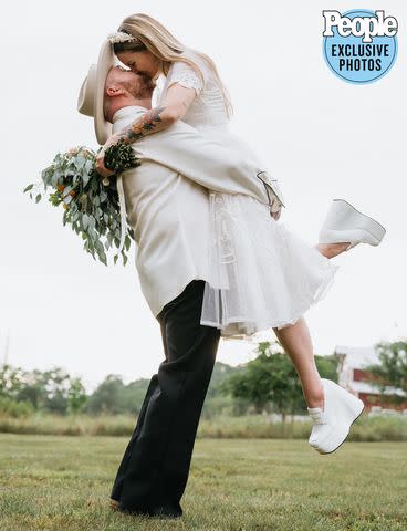 <p>Arline Beets of Ace Photography and Drakewood Farm, Assisted by Alyssa Turner</p> Forest Blakk and Tooley Jones marry in Nashville