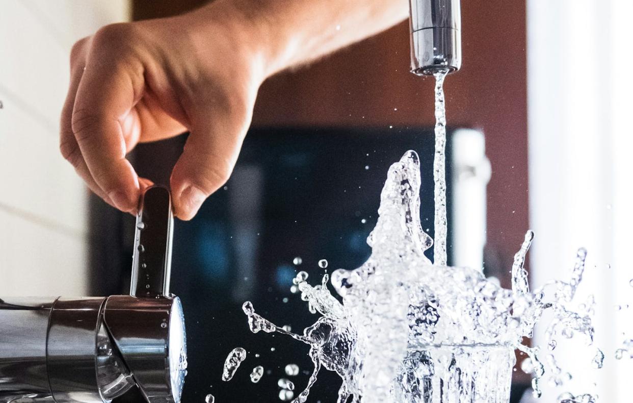 PFAS are showing up in water systems across the U.S. <a href="https://unsplash.com/photos/person-opening-faucet-Vve7XkiUq_Y" rel="nofollow noopener" target="_blank" data-ylk="slk:Jacek Dylag/Unsplash;elm:context_link;itc:0;sec:content-canvas" class="link ">Jacek Dylag/Unsplash</a>, <a href="http://creativecommons.org/licenses/by/4.0/" rel="nofollow noopener" target="_blank" data-ylk="slk:CC BY;elm:context_link;itc:0;sec:content-canvas" class="link ">CC BY</a>