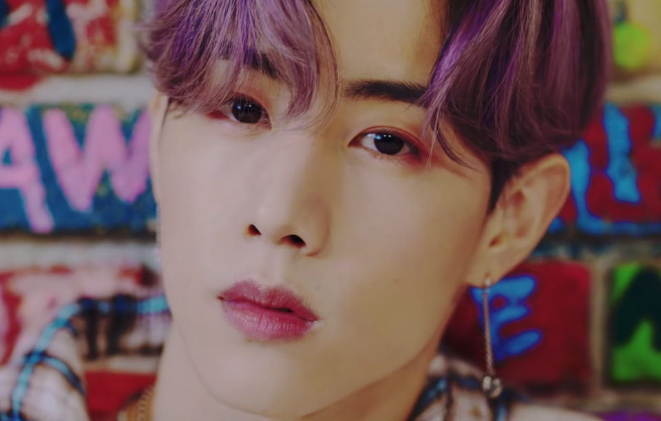 <h1 class="title">GOT7 Lullaby Mark Violet Hair and Makeup.png</h1><cite class="credit"><a href="https://www.youtube.com/watch?v=9RUeTYiJCyA" rel="nofollow noopener" target="_blank" data-ylk="slk:GOT7;elm:context_link;itc:0;sec:content-canvas" class="link ">GOT7</a>/YouTube</cite>