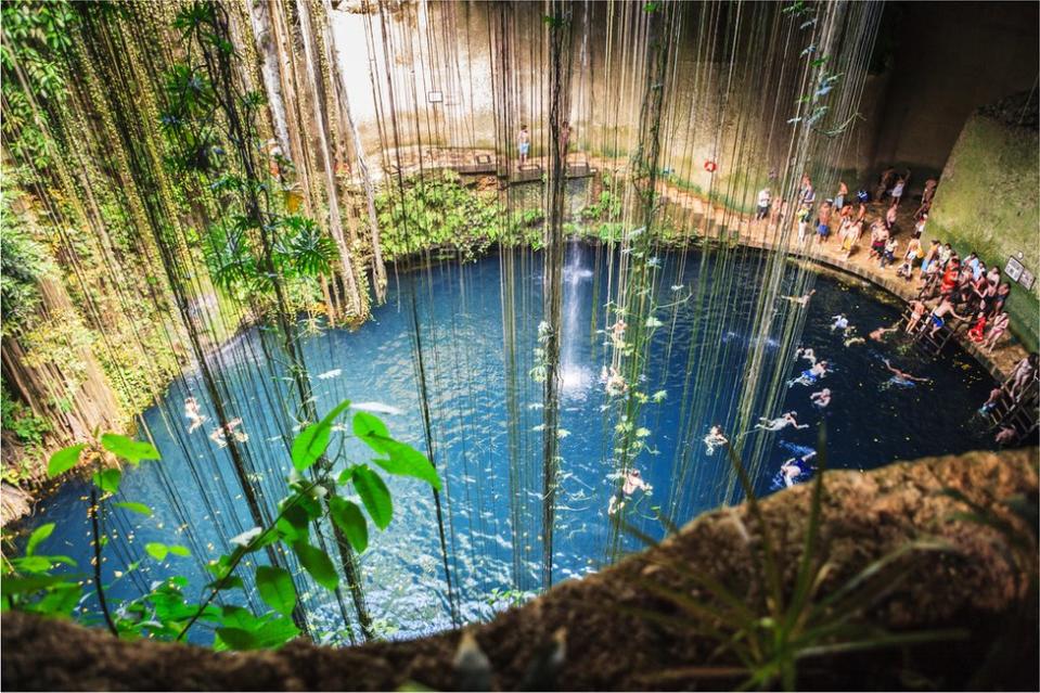 Un cenote en México