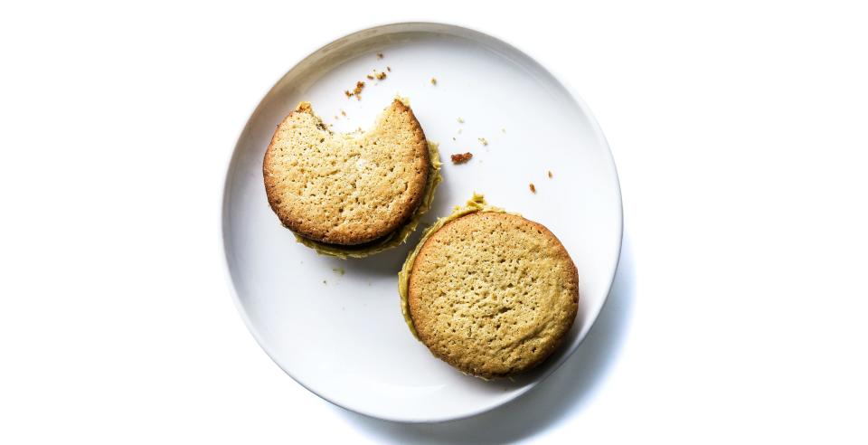 Pistachio-Cream Sandwich Cookies