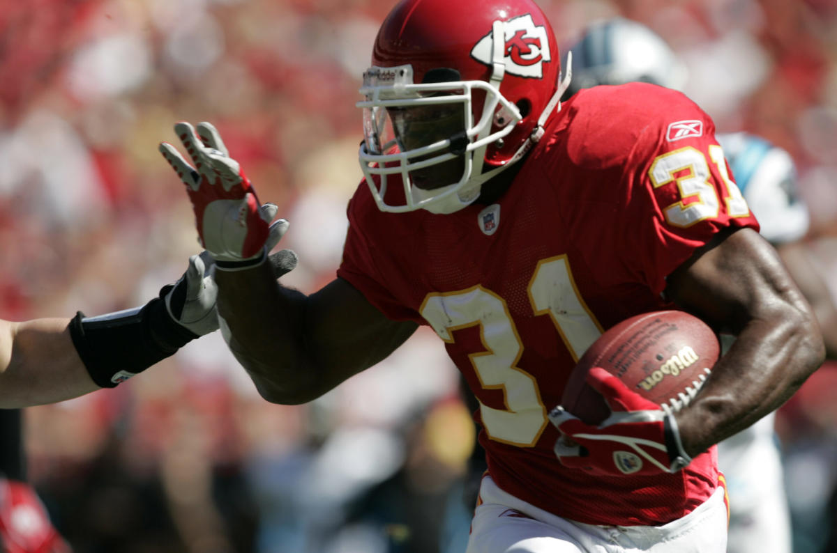 2000: Christian Okoye, Chiefs Hall of Honor