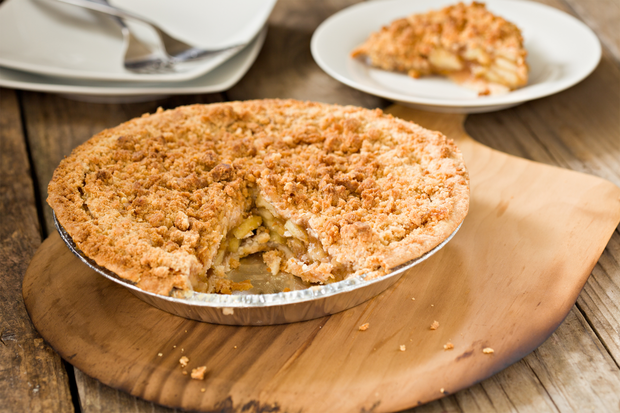 apple pie with a crumb topping