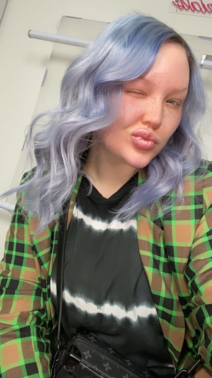 <p>NikkieTutorials dyed her hair blue! I REPEAT: NikkieTutorials has blue hair!!! And, no, this isn't some temporary Kardashian/Jenner wig change, Nikkie fully dedicated herself to this dreamy new color. I truly love that for her.</p>