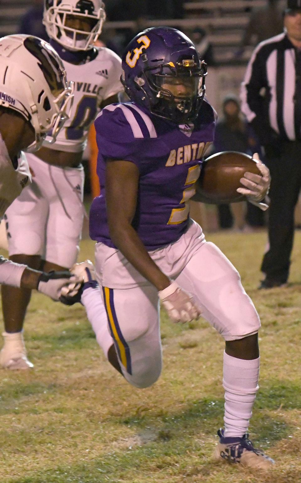 Benton's Greg Manning is one of the area's top returning running backs.