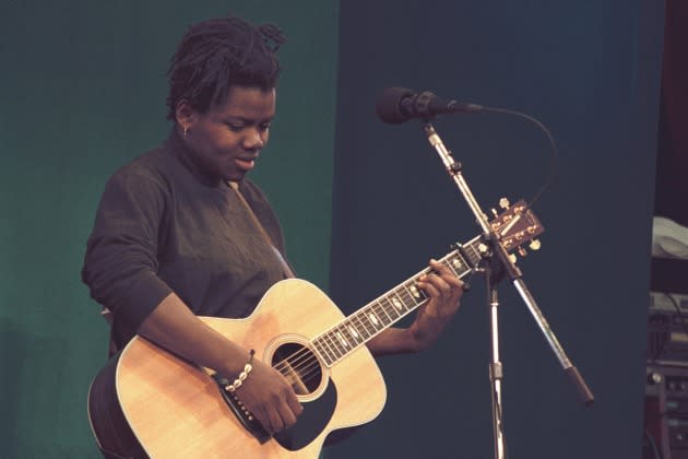 Tracy Chapman performing in Oakland, Calif. - Credit: Tim Mosenfelder/Hulton Archive/Getty Images