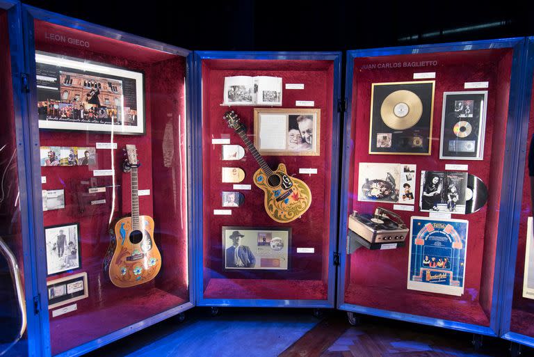 En la Casa de Santa Fe se inauguró el Museo del Rock Nacional