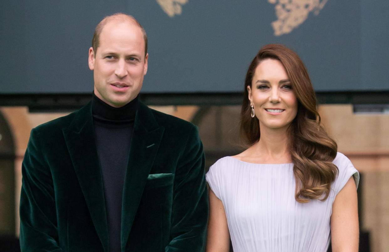 LONDON, ENGLAND - OCTOBER 17: Prince William, Duke of Cambridge and Catherine, Duchess of Cambridge attend the Earthshot Prize 2021 at Alexandra Palace on October 17, 2021 in London, England. (Photo by Samir Hussein/WireImage)