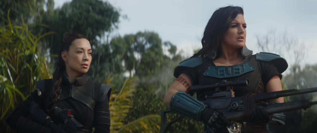 Fennec Shand (Ming-Na Wen) and Cara Dune (Gina Carano) in 'The Mandalorian'