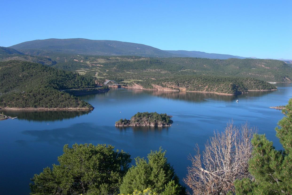 Flaming Gorge Reservoir, Wyoming