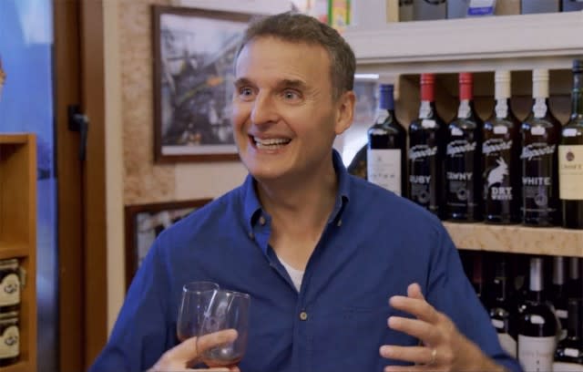 'Everybody Loves Raymond' creator Phil Rosenthal speaks to ET about spreading joy all over the world and making it a little bit smaller.