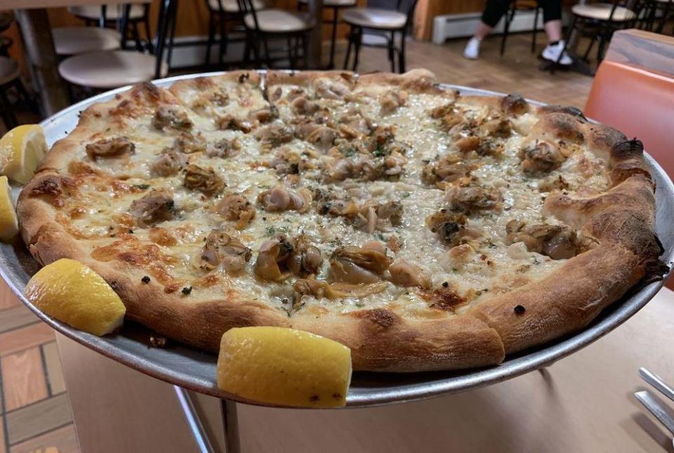 #46 Zuppardi’s Apizza (West Haven, Connecticut)