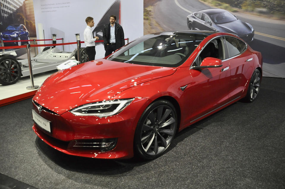 VIENNA, AUSTRIA - JANUARY 10:  This Tesla Model S is displayed during the Vienna Autoshow, as part of Vienna Holiday Fair on January 10, 2018 in Vienna, Austria. The Vienna Autoshow will be held from January 11-14.  (Photo by Manfred Schmid/Getty Images)