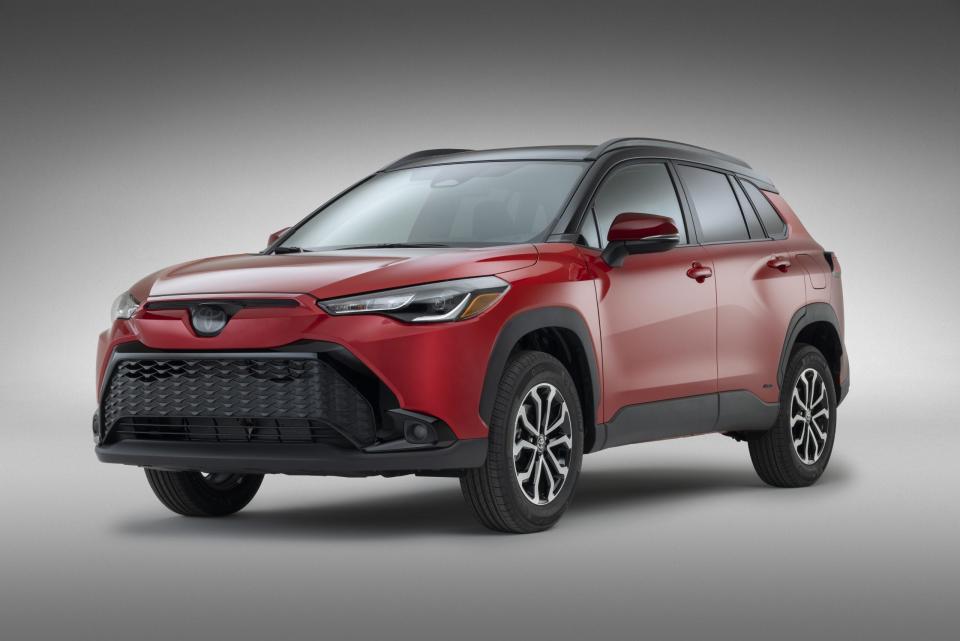 2023 Toyota Corolla Cross SUV hybrid