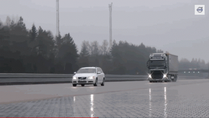 Volvo Truck Auto Braking 2