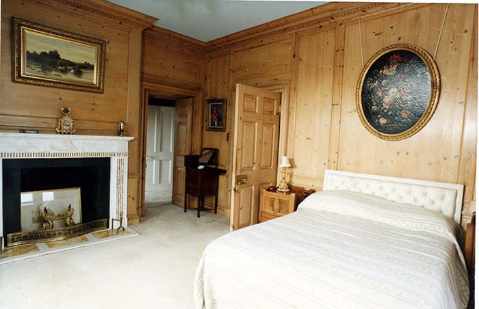 prince-charles-camilla-home-bedroom-ray-mill