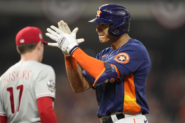 Astros' Jeremy Peña stops by Irma's Original in downtown Houston after  returning from clinching World Series berth - ABC13 Houston