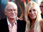 <p>2012 heiratete der “Playboy”-Gründer Crystal Harris. Seine Witwe erbt aufgrund eines harten Ehevertrags aber scheinbar nichts. (Bild-Copyright: Matt Sayles/AP Photo) </p>