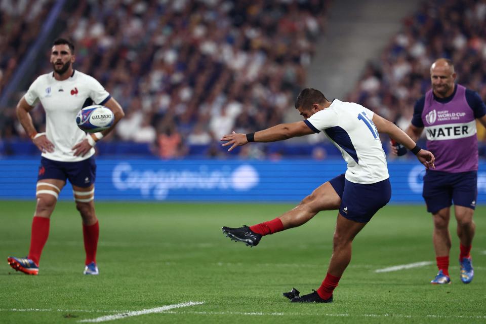 Thomas Ramos kicks France’s first penalty (AFP via Getty Images)