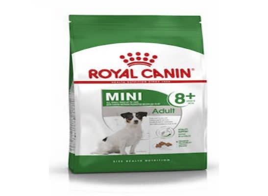 【ROYAL CANIN法國皇家】小型熟齡犬8+歲齡配方8kg，添加左旋肉鹼，促進脂肪代謝，有助維持理想體態，特價1931元。（圖取自Yahoo購物中心）