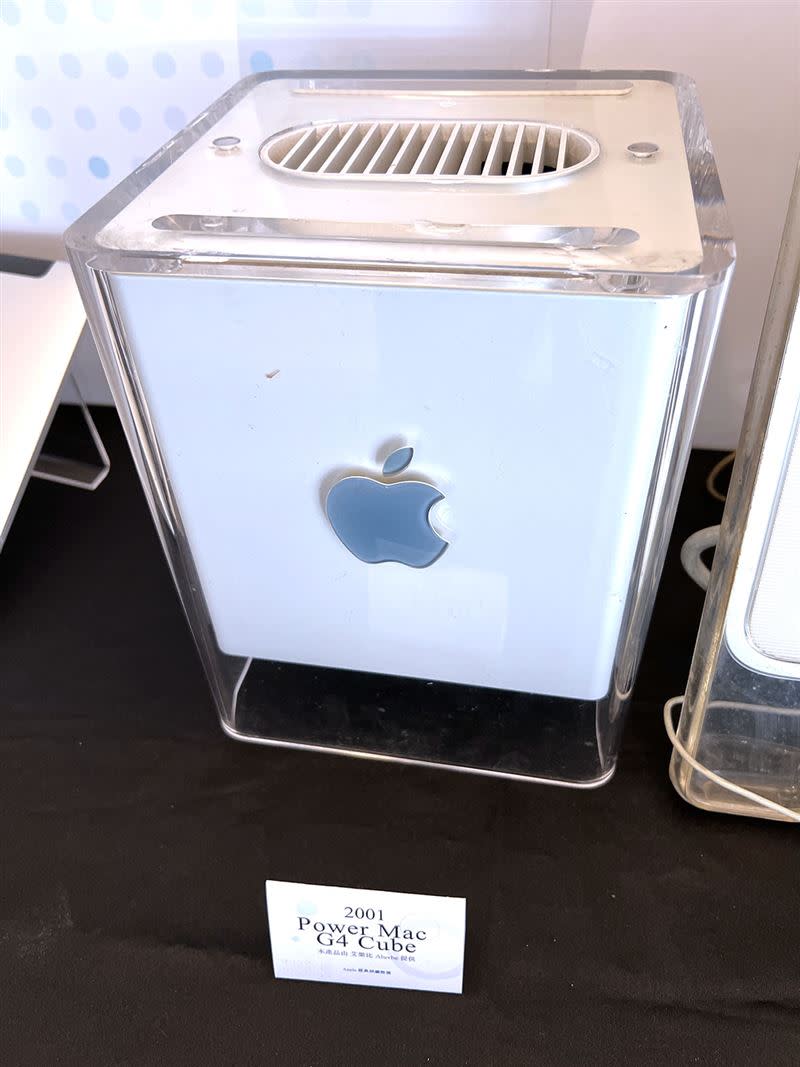 2001年Mac G4 Cube上市。（圖／品牌提供）