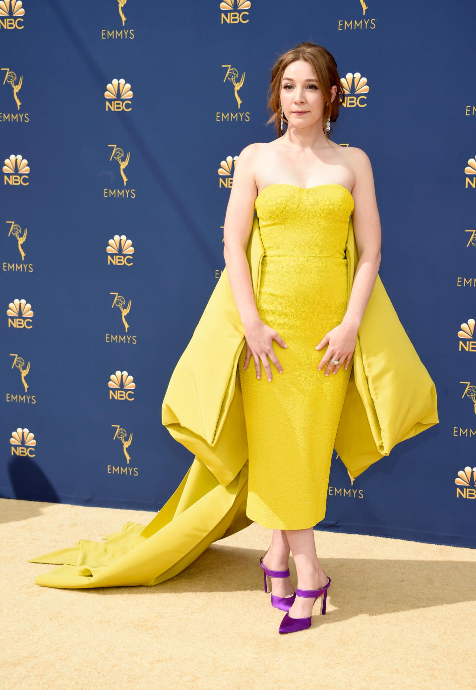 <p>Carter went for a bold look, pairing her structured dress with magenta shoes. (Photo: Getty Images) </p>