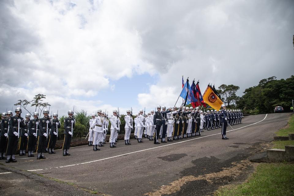 前總統李登輝奉安儀式7日上午在五指山國軍示範公墓舉行。   圖：軍聞社提供