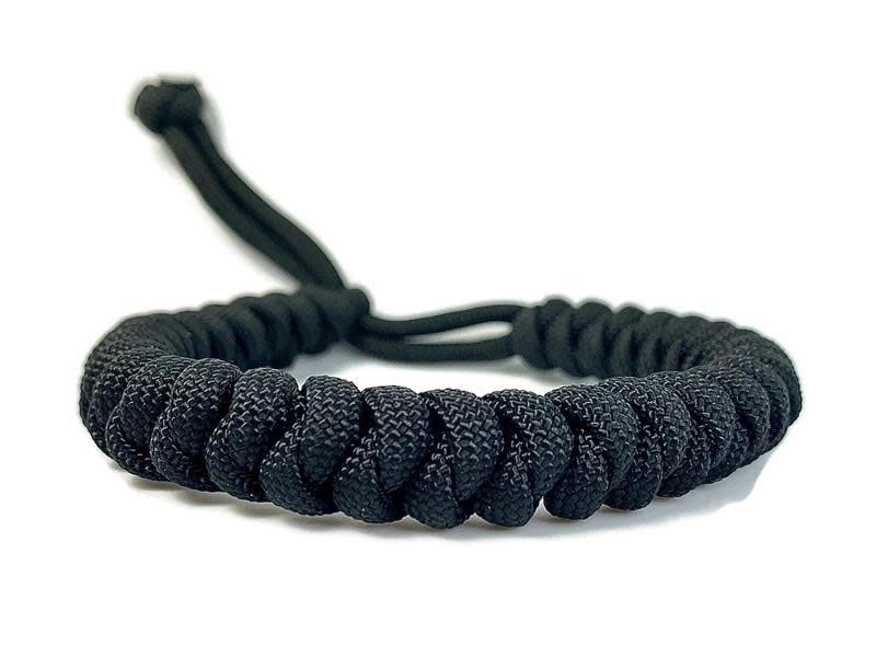 Engineered black rope paracord bracelet