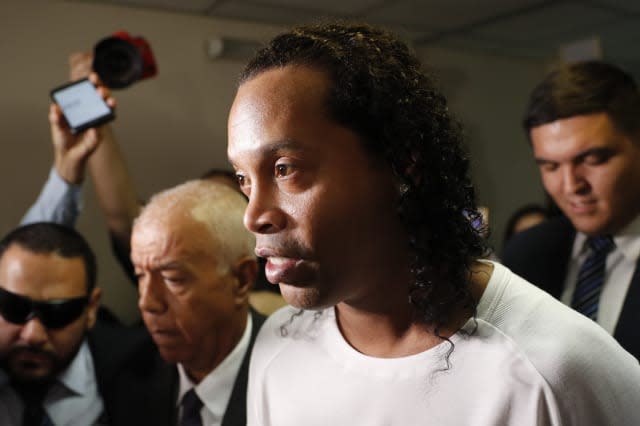 Ronaldinho detained in Paraguay over false documents claim