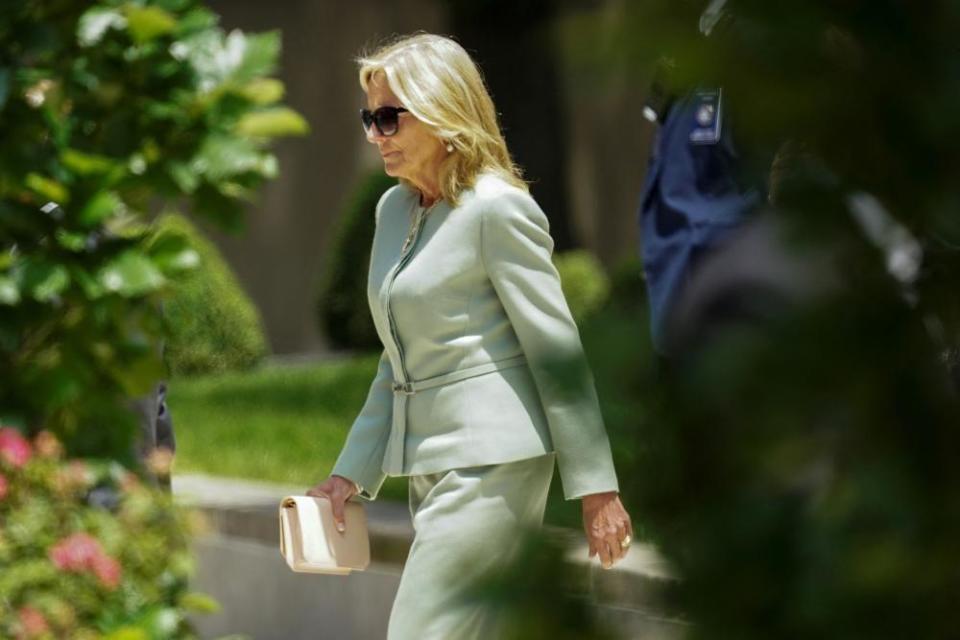 Jill Biden walks into court in a mint green suit