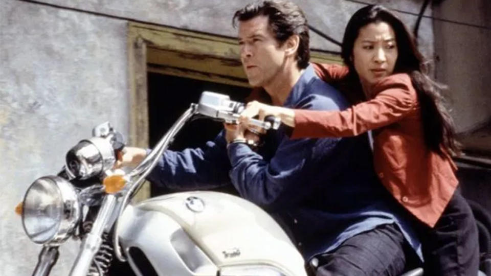 Pierce Brosnan and Michelle Yeoh in Tomorrow Never Dies