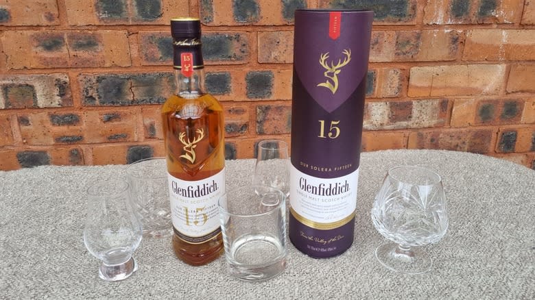Glenfiddich 15-year with glasses