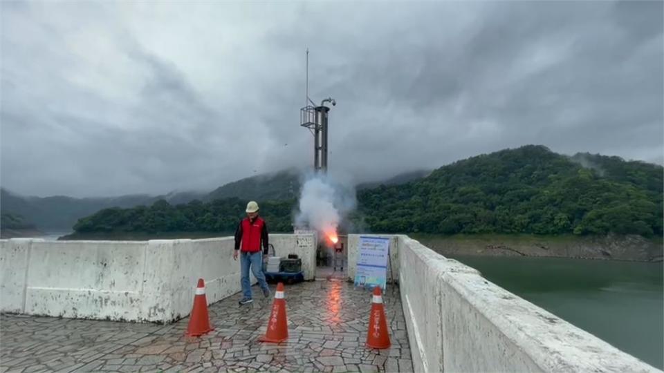 颱風眼明顯！「舒力基」轉強颱 路徑再往西修正