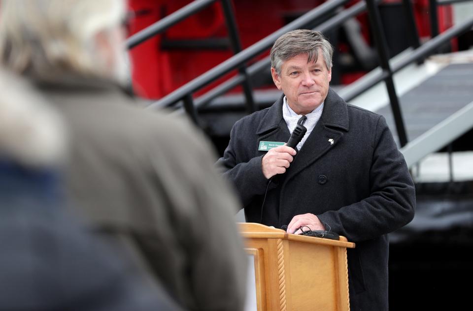 Kevin Osgood, executive director of the Door County Maritime Museum, speaks during the inaugural Pearl Harbor remembrance ceremony outside the museum on Dec. 7, 2022, in Sturgeon Bay.