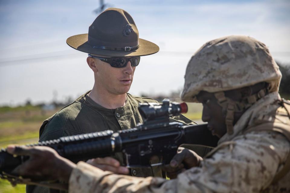 Marine Corps Marine rifleman marksmanship