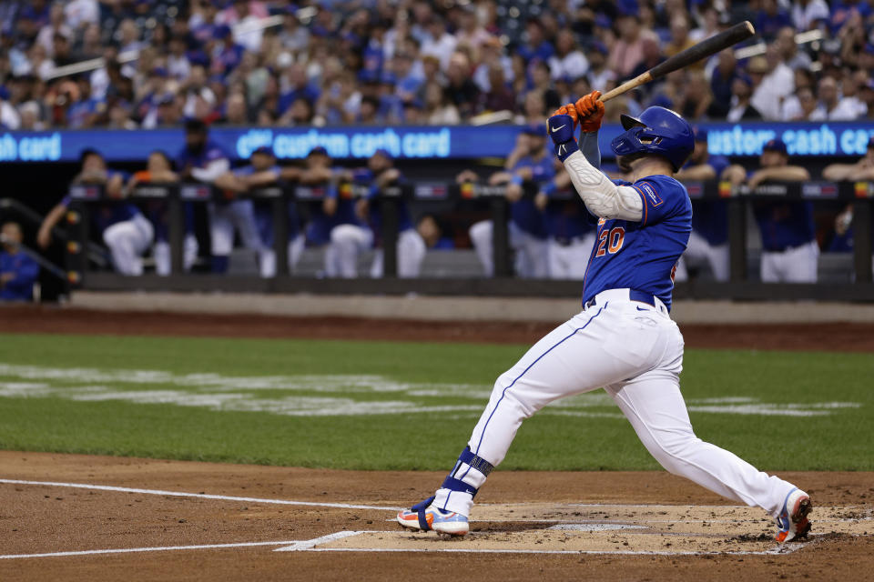 New York Mets' Pete Alonso (20) hits a three-run home run against the Chicago Cubs during the first inning of a baseball game, Monday, Aug. 7, 2023, in New York. (AP Photo/Rich Schultz)