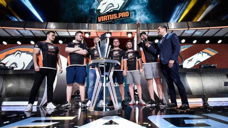 Virtus.pro after winning ELEAGUE season 1 (Turner Sports)