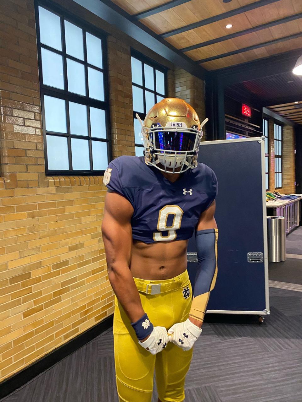 Defensive end Keon Keeley, a 2023 recruit, poses on an unofficial visit to Notre Dame in June 2021.