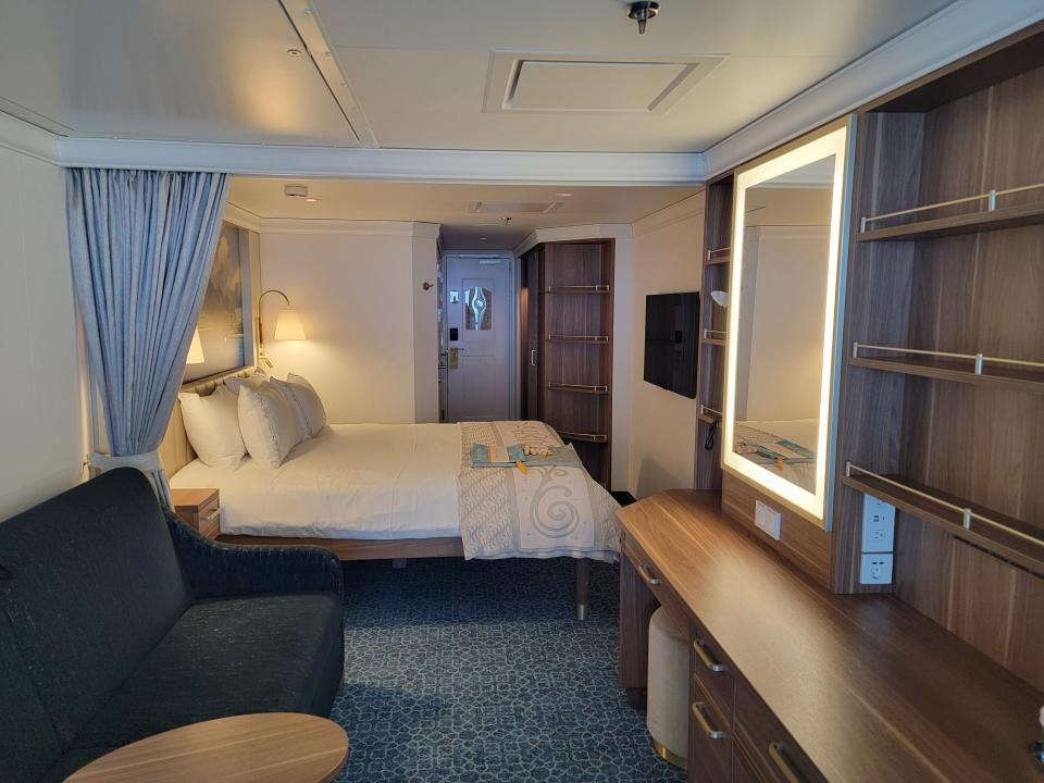 stateroom on a disney wish cruise ship