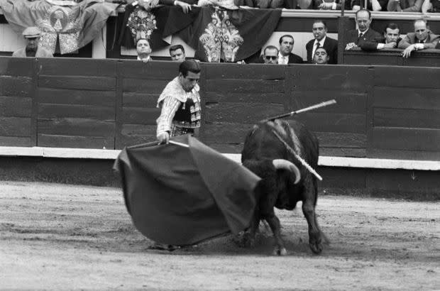 Le torero Antonio Ordonez dans les arènes de Las Ventas, photographié par Philippe Le Tellier lors de la Feria de San Isidro, à Madrid, en mai 1959.